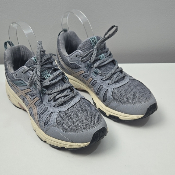 Asics Shoes - Asics Gray and Cream Athletic Shoes